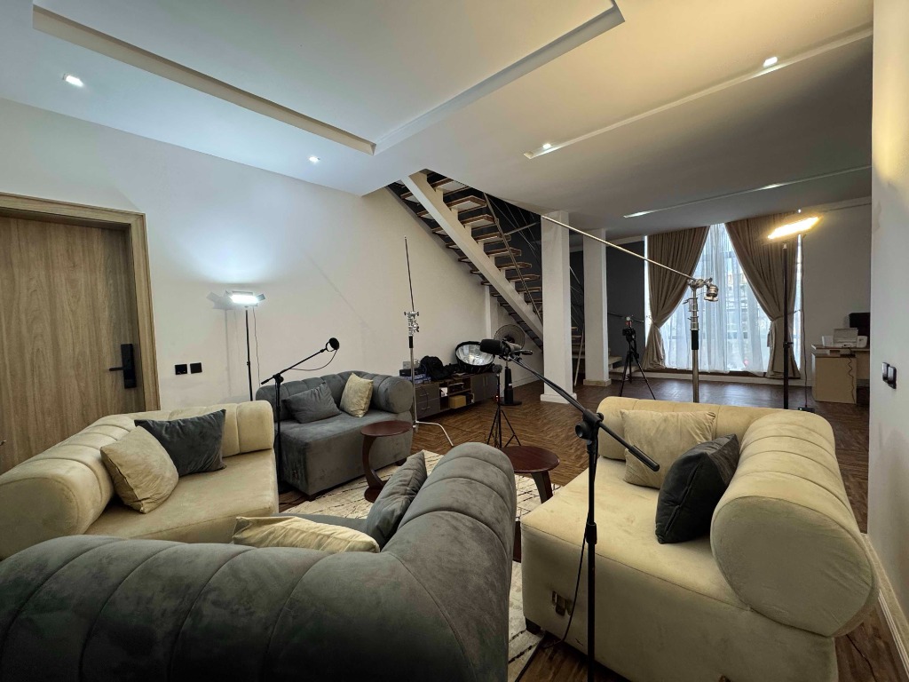 Flagship Podcast Suite A